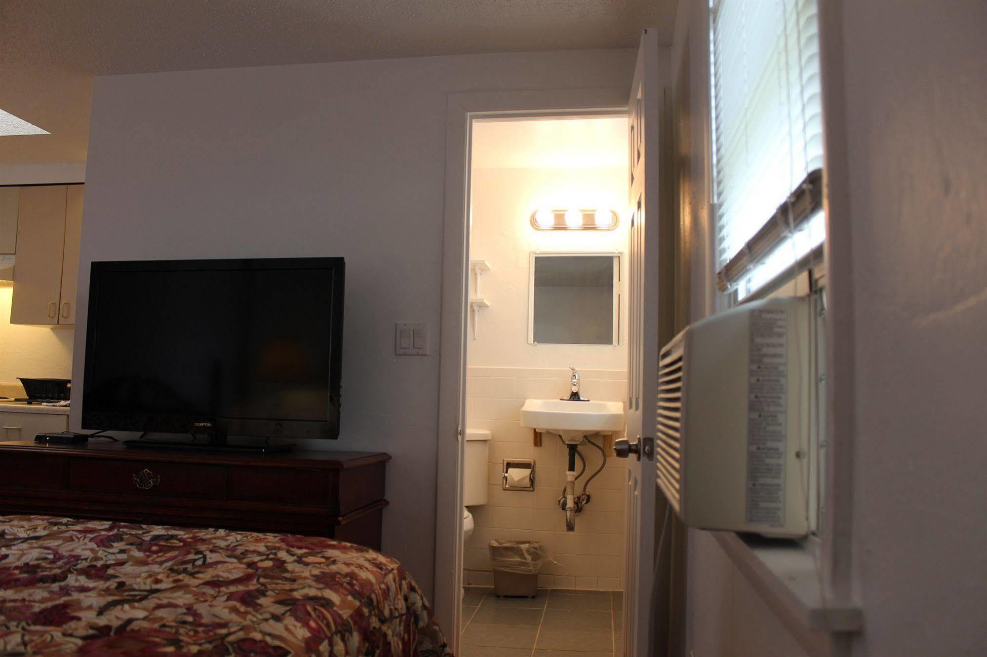Oceanside Motel เดนนิสพอร์ต ภายนอก รูปภาพ